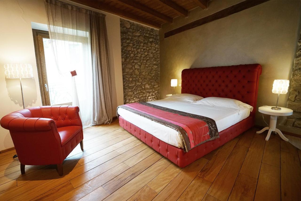 Il Portico - 1711 Luxury Guest House Arlate Exterior photo