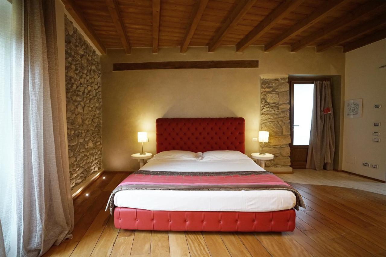 Il Portico - 1711 Luxury Guest House Arlate Exterior photo