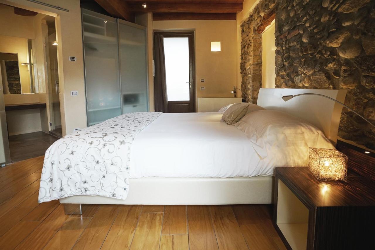 Il Portico - 1711 Luxury Guest House Arlate Exterior photo