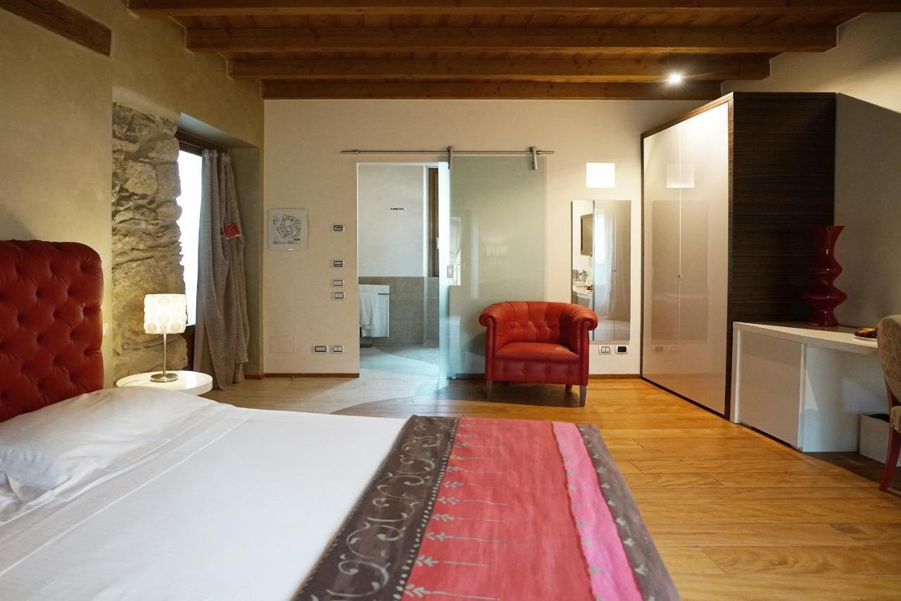 Il Portico - 1711 Luxury Guest House Arlate Exterior photo